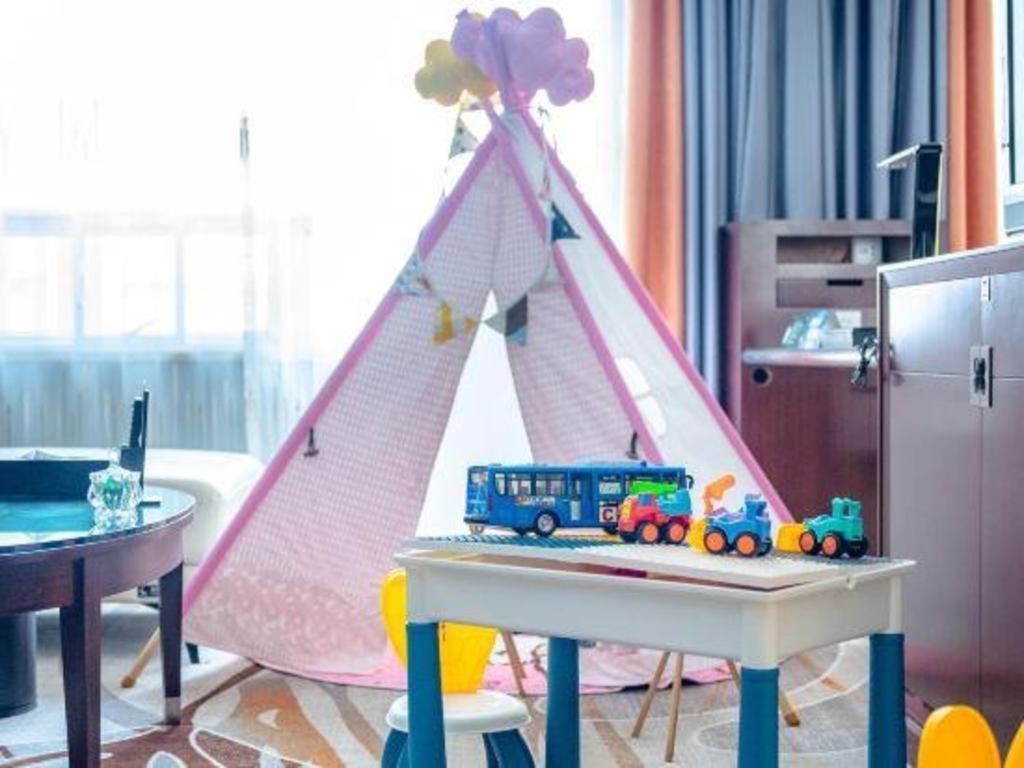Hubei Poly Hotel Wuhan Eksteriør bilde